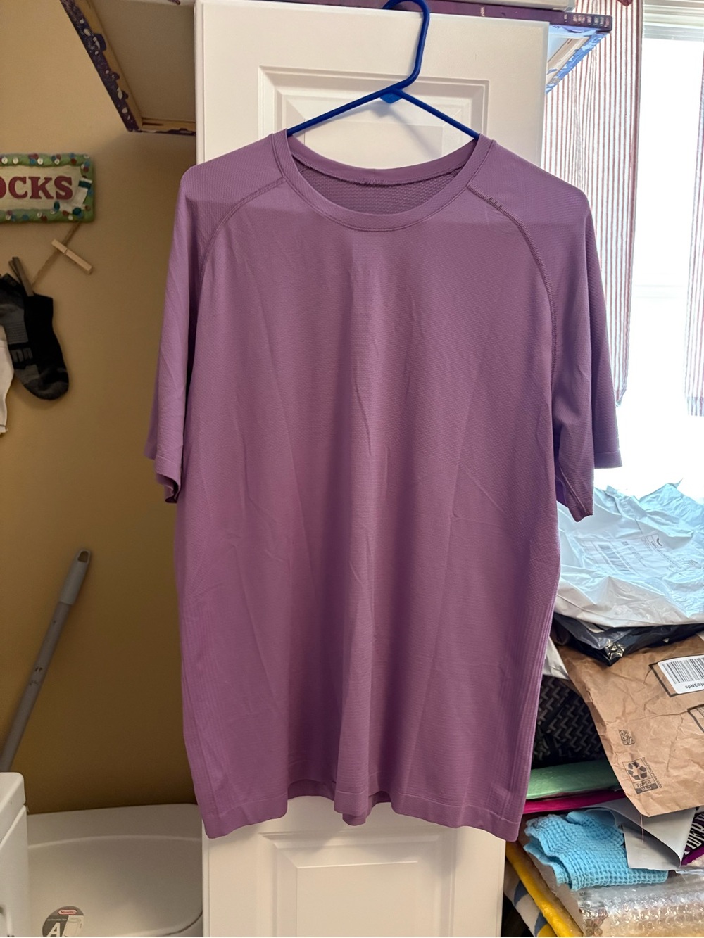 Lululemon Men's Short Sleeve Crew Performance Tee in Lavender